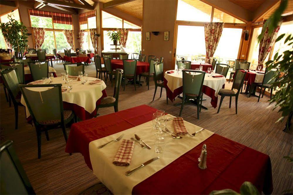 Le Bois Dormant-Hotel Restaurant & Spa Logis Hotel Champagnole Dış mekan fotoğraf
